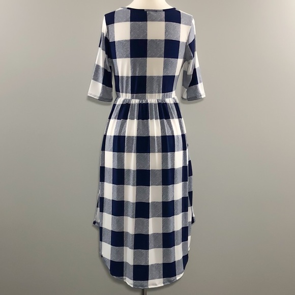 New Checkered Knit Side Pocket Dress - Picture 2 of 2